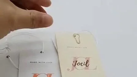 Étiquette volante imprimée de vêtements de marque privée en papier avec logo personnalisé