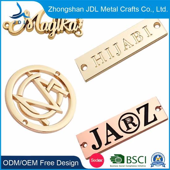 Fabricant de gros en Chine Autocollant adhésif 3D personnalisé Marque de matériel Logo époxy Étiquette de vêtement en aluminium Étiquette de vêtements tissés en métal pour sac Jean Sac à main Bouteille de meubles