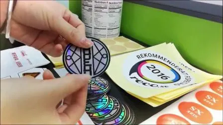 Autocollant d'étiquette de décalcomanie imprimé avec logo personnalisé bon marché à Guangzhou